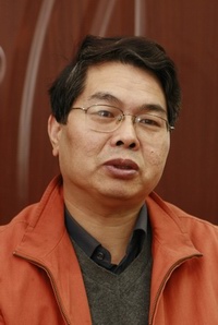 焦李成教授 威廉希尔足球官网院长，智能信息处理研究所所长。